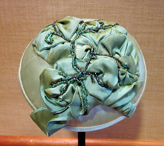 Reesa Wasser
“A Kippah for Eve”